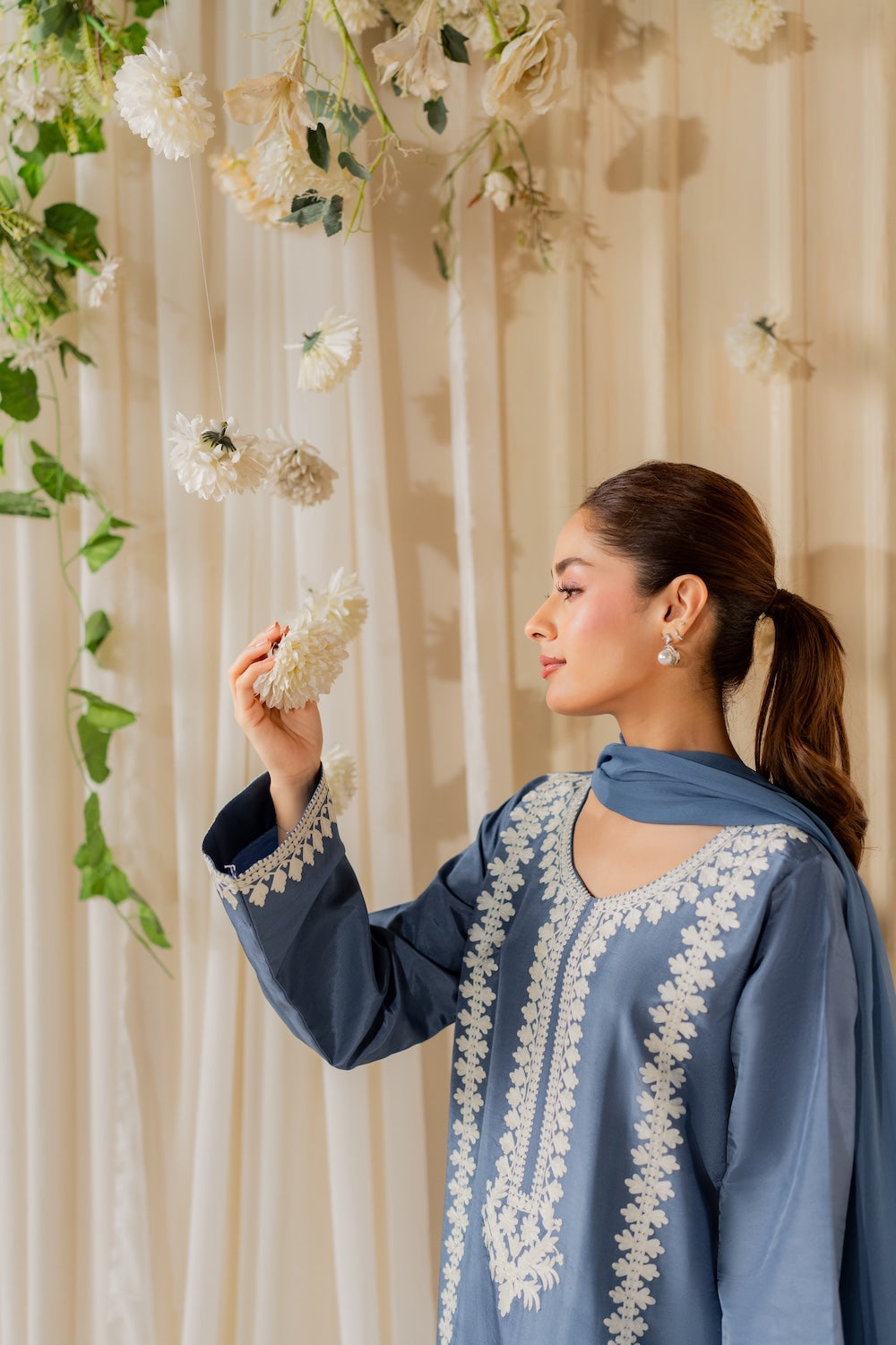 Neelam (Stitched 3 Pcs)