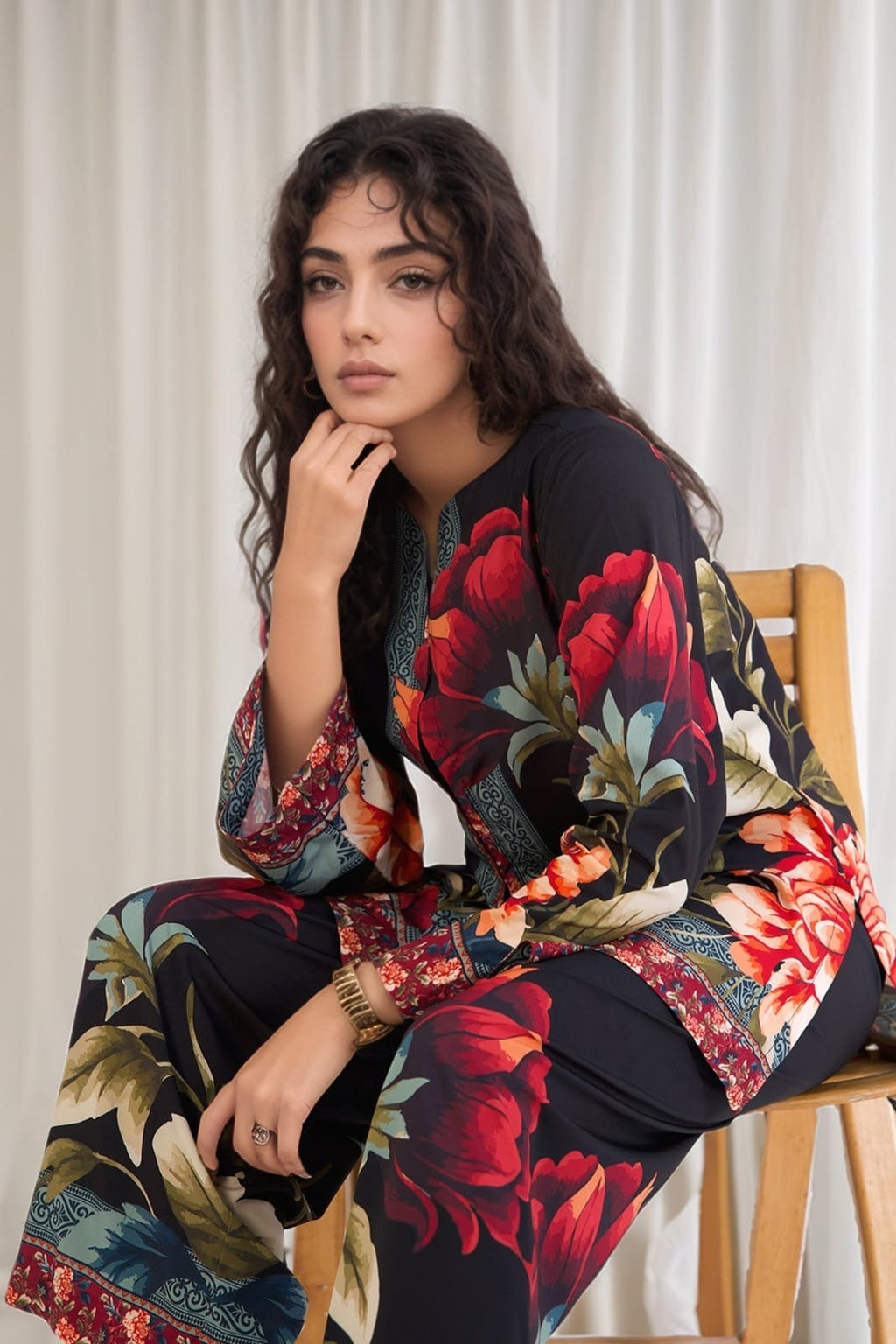 Majestic Rose Black (Stitched 2 Pcs)