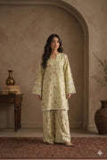 Lily (Stitched 2 Pcs)