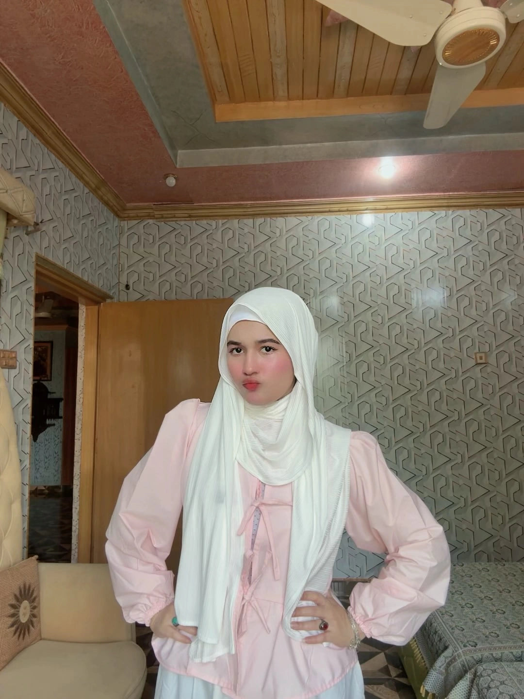 Sheelay Top and Skirt (Stitched 3 Pcs )