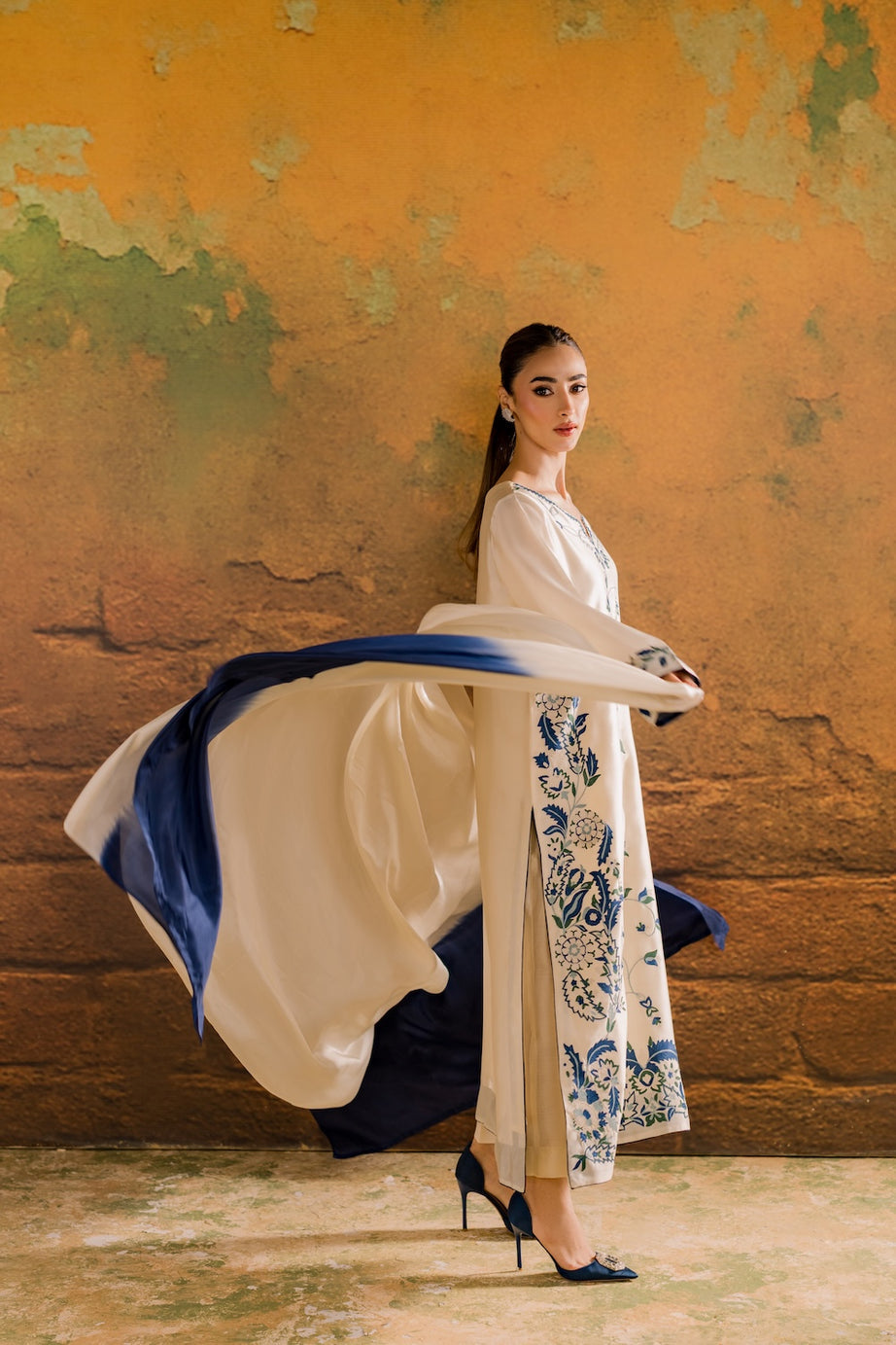 Aarina Embroided (Long Length 3 PCS)